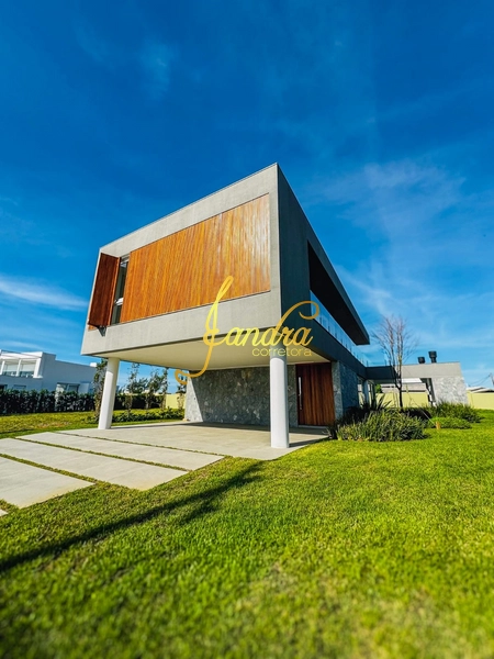 Sobrado com piscina, 05 suítes: 32ª foto da galeria de imagens do imóvel