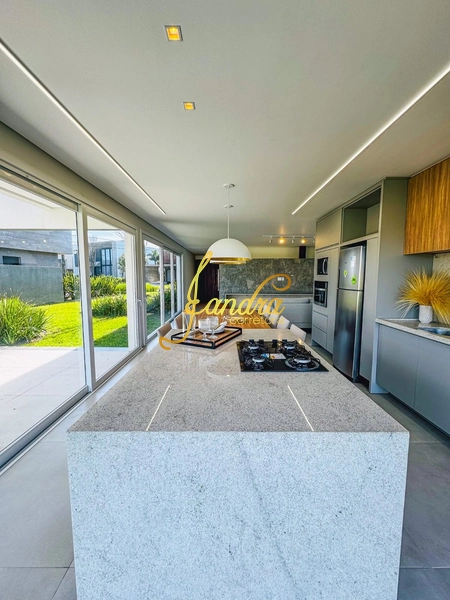 Sobrado com piscina, 05 suítes: 57ª foto da galeria de imagens do imóvel