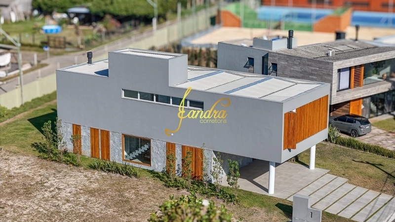 Sobrado com piscina, 05 suítes: 27ª foto da galeria de imagens do imóvel