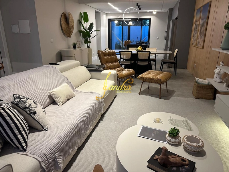 Casa térrea mobiliada e decorada 04 suítes e área construída de 155m2: 18ª foto da galeria de imagens do imóvel