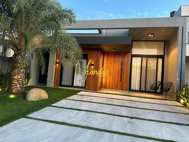 Casa térrea mobiliada e decorada 04 suítes e área construída de 155m2: 1ª foto da galeria de imagens do imóvel