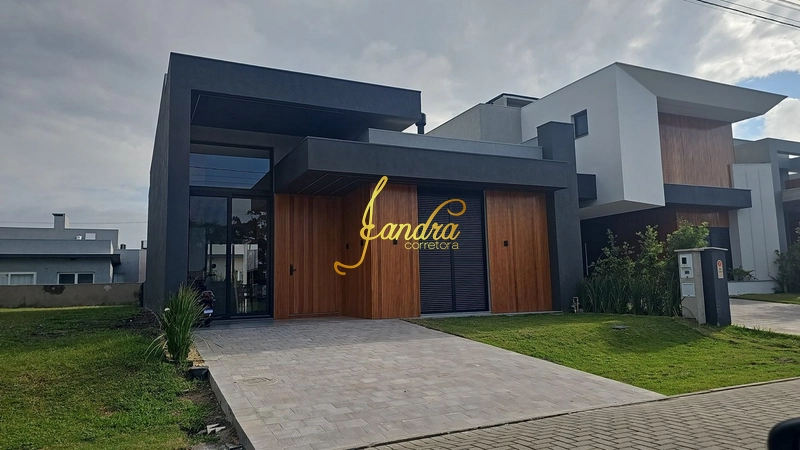 Casa térrea no condomínio Sunset Mobiliado e decorado