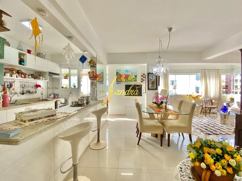 Apartamento Navegantes 50 m do mar. Mobiliado e decorado: 3ª foto da galeria de imagens do imóvel