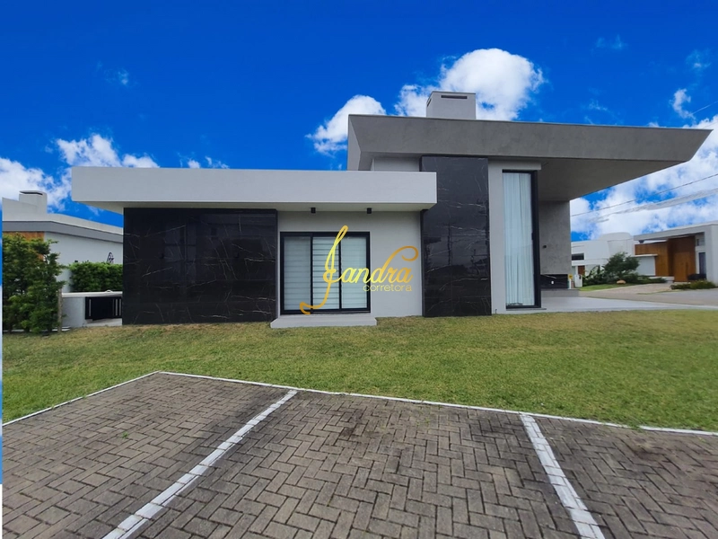 Casa térrea 03 suítes e área construída de 163m2 mobiliada e decorada: 2ª foto da galeria de imagens do imóvel