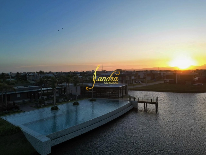 Ótimo lote no Sunset: 2ª foto da galeria de imagens do imóvel