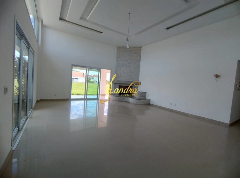 Casa térrea com 500m2 de área construída com SETE suítes: 8ª foto da galeria de imagens do imóvel