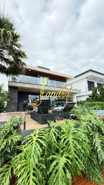 Sobrado beira Lago: 4ª foto da galeria de imagens do imóvel