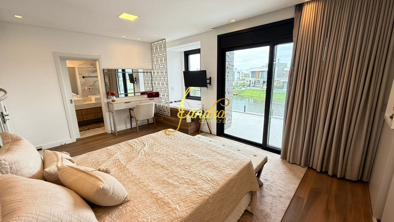 Sobrado beira Lago: 23ª foto da galeria de imagens do imóvel