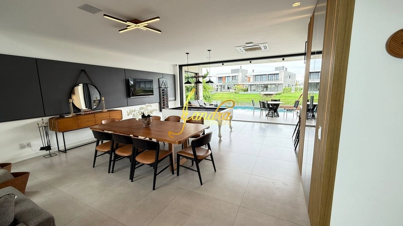 Sobrado beira Lago: 14ª foto da galeria de imagens do imóvel