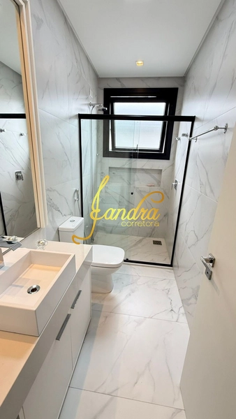 Sobrado beira Lago: 24ª foto da galeria de imagens do imóvel