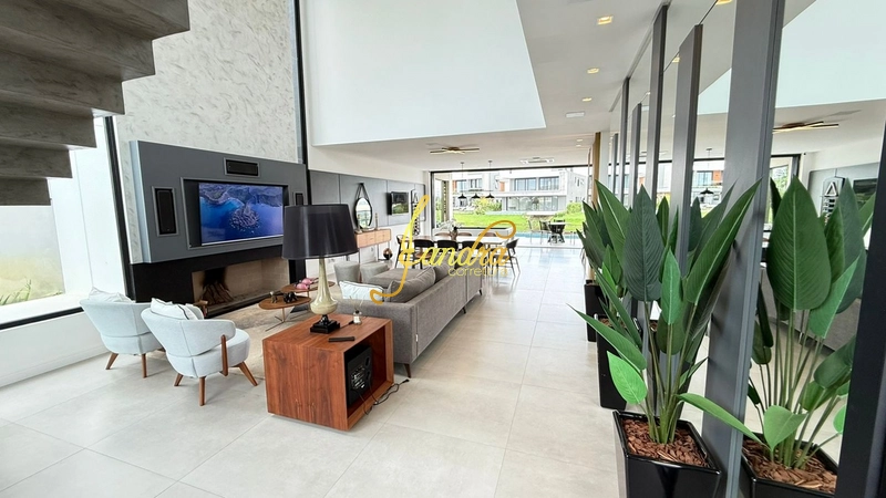 Sobrado beira Lago: 13ª foto da galeria de imagens do imóvel