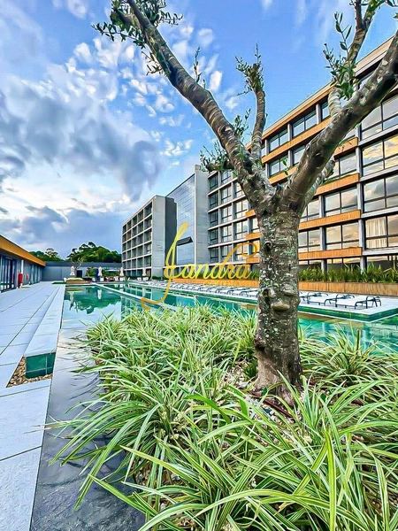 Apartamento de frente mobiliado: 2ª foto da galeria de imagens do imóvel