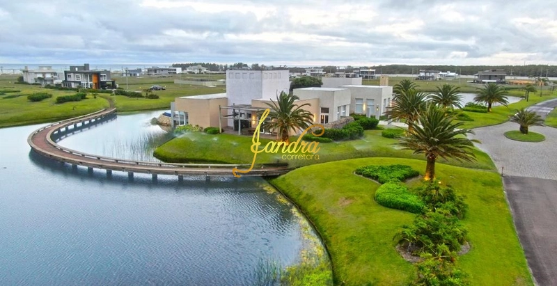 Lote beira Lago, condomínio Beira mar