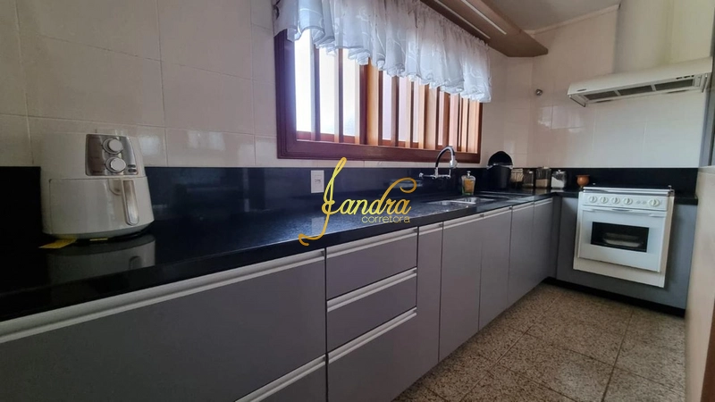 Sobrado espaçoso com 05 dormitórios sendo 02 suítes: 32ª foto da galeria de imagens do imóvel