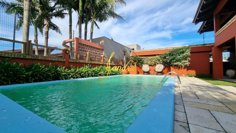 Sobrado espaçoso com 05 dormitórios sendo 02 suítes: 23ª foto da galeria de imagens do imóvel