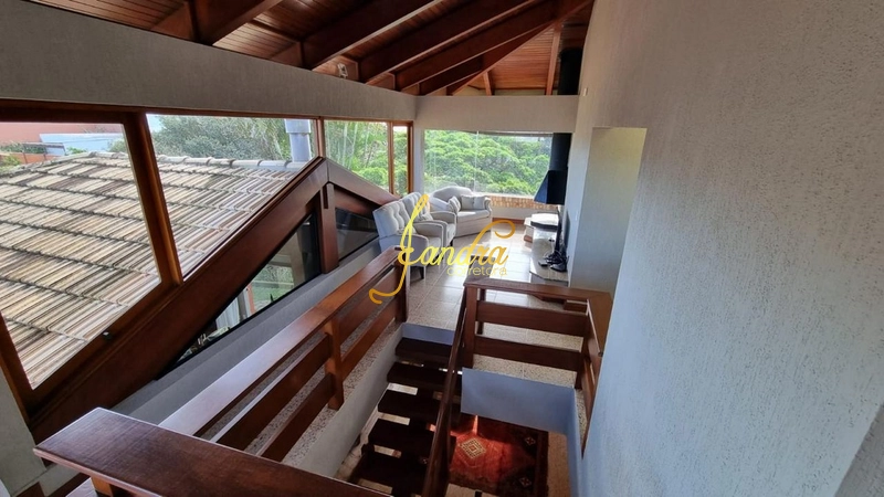 Sobrado espaçoso com 05 dormitórios sendo 02 suítes: 57ª foto da galeria de imagens do imóvel