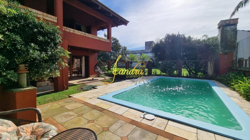 Sobrado espaçoso com 05 dormitórios sendo 02 suítes: 26ª foto da galeria de imagens do imóvel