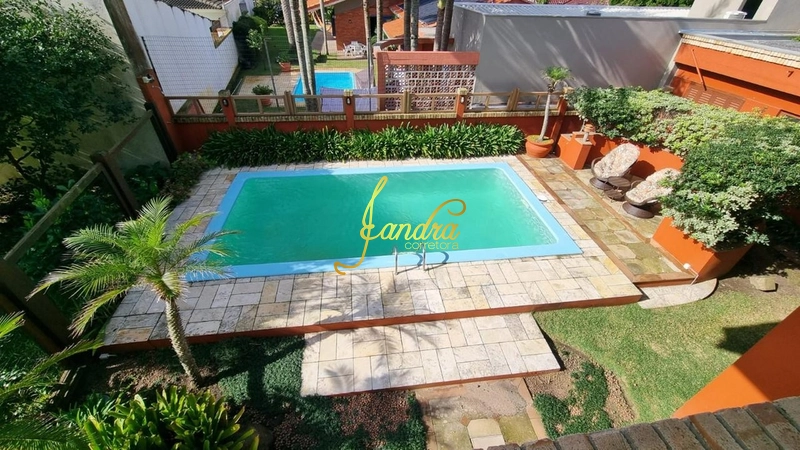 Sobrado espaçoso com 05 dormitórios sendo 02 suítes: 42ª foto da galeria de imagens do imóvel