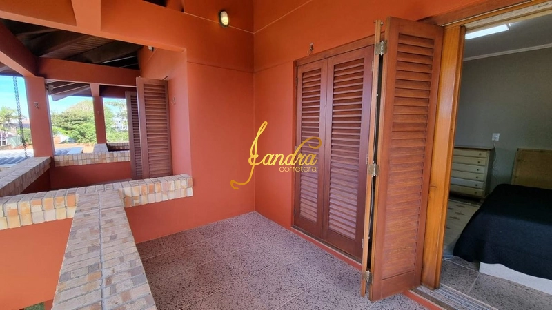 Sobrado espaçoso com 05 dormitórios sendo 02 suítes: 40ª foto da galeria de imagens do imóvel