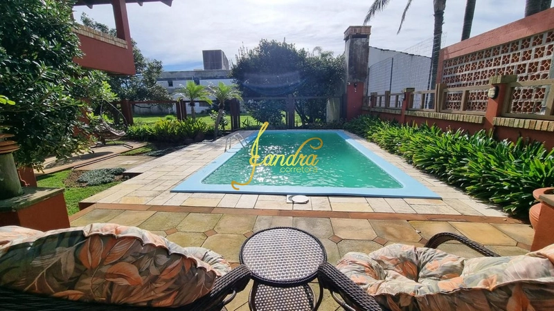 Sobrado espaçoso com 05 dormitórios sendo 02 suítes: 21ª foto da galeria de imagens do imóvel