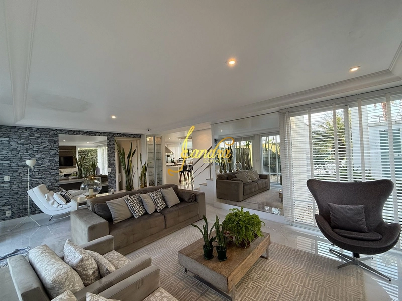 Sobrado mobiliado e decorado com piscina: 6ª foto da galeria de imagens do imóvel