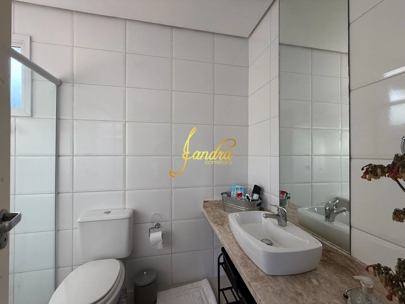 Sobrado mobiliado e decorado com piscina: 28ª foto da galeria de imagens do imóvel