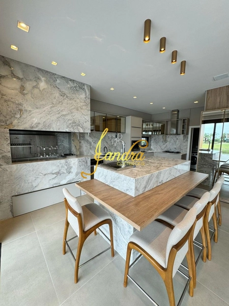 Sobrado mobiliado e decorado, beira Lago: 11ª foto da galeria de imagens do imóvel