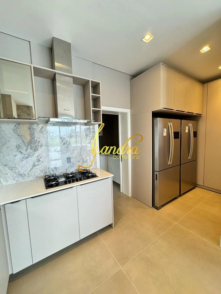 Sobrado mobiliado e decorado, beira Lago: 7ª foto da galeria de imagens do imóvel