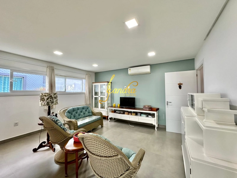 Sobrado Beira Lago, com 04 suites e piscina aquecida: 45ª foto da galeria de imagens do imóvel