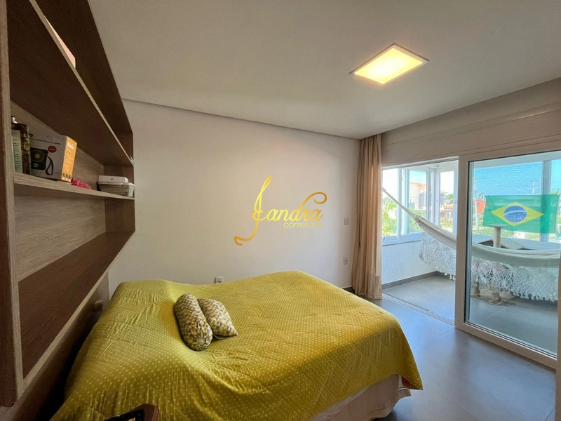 Sobrado Beira Lago, com 04 suites e piscina aquecida: 15ª foto da galeria de imagens do imóvel