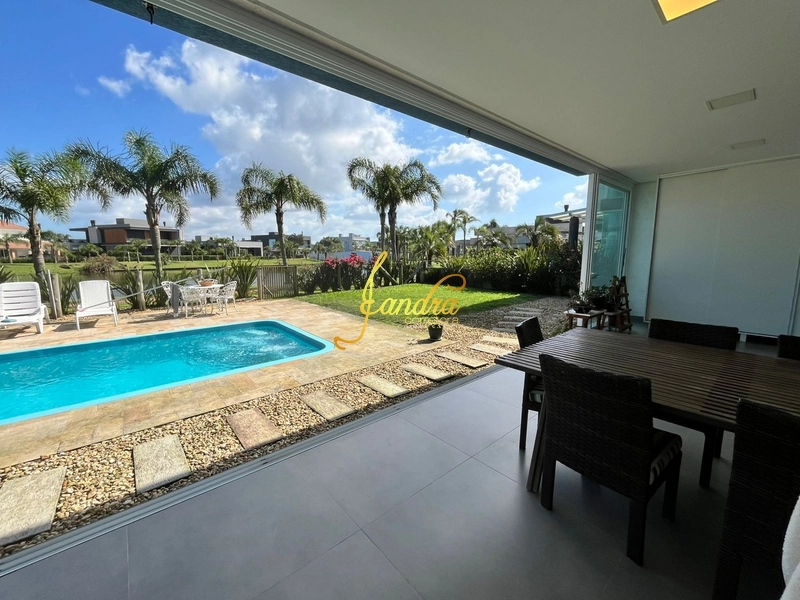 Sobrado Beira Lago, com 04 suites e piscina aquecida: 29ª foto da galeria de imagens do imóvel