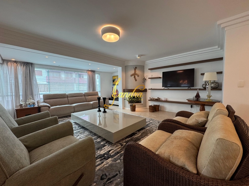 Apartamento repaginado mobiliado e decorado