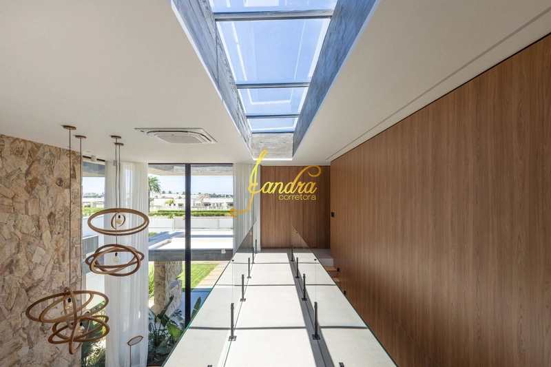 Sobrado beira Lago, mobiliado e decorado com 06 suítes: 12ª foto da galeria de imagens do imóvel