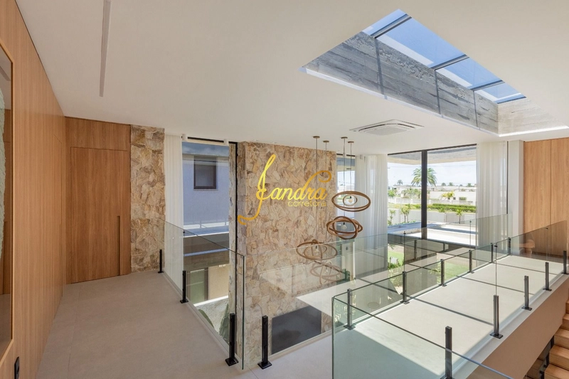 Sobrado beira Lago, mobiliado e decorado com 06 suítes: 17ª foto da galeria de imagens do imóvel