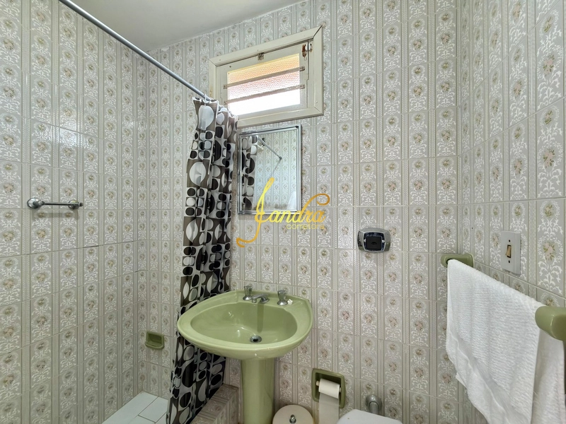 Casa perto do mar e do centrinho de Atlântida,  com dois lotes: 5ª foto da galeria de imagens do imóvel