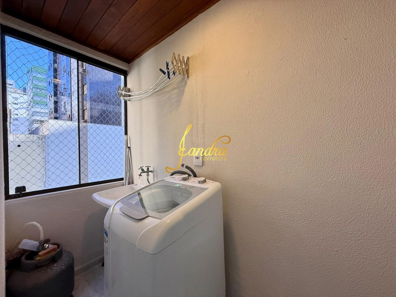Apartamento amplo de 1 dormitório  pertinho do mar: 10ª foto da galeria de imagens do imóvel