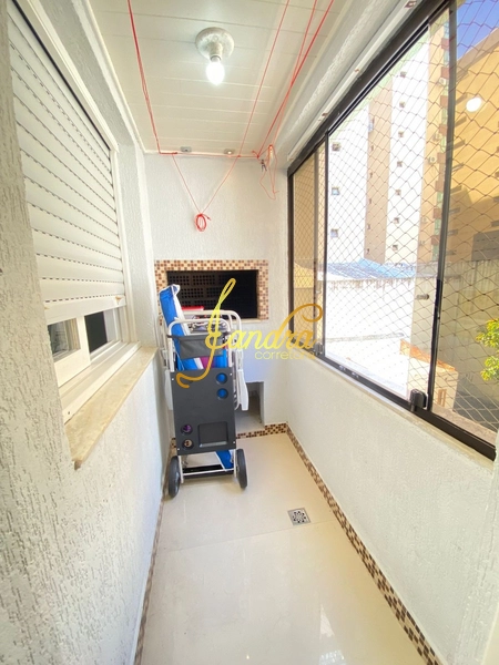 Apartamento amplo de 1 dormitório  pertinho do mar: 2ª foto da galeria de imagens do imóvel