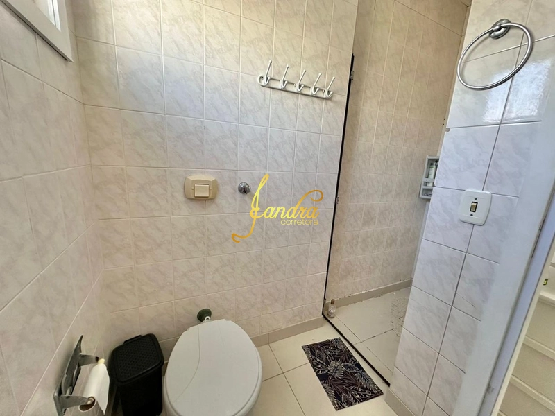 Amplo apartamento reformado de 1 dormitório: 2ª foto da galeria de imagens do imóvel