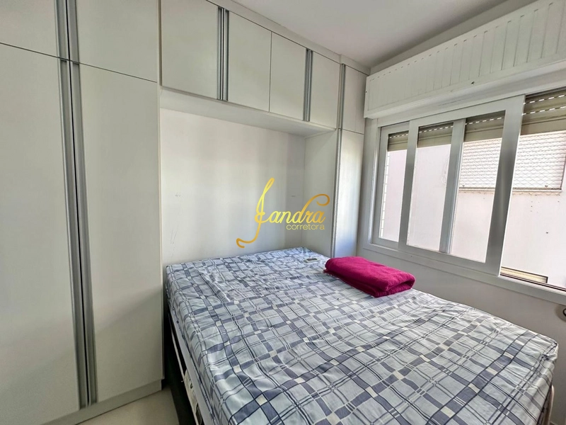 Amplo apartamento reformado de 1 dormitório: 3ª foto da galeria de imagens do imóvel