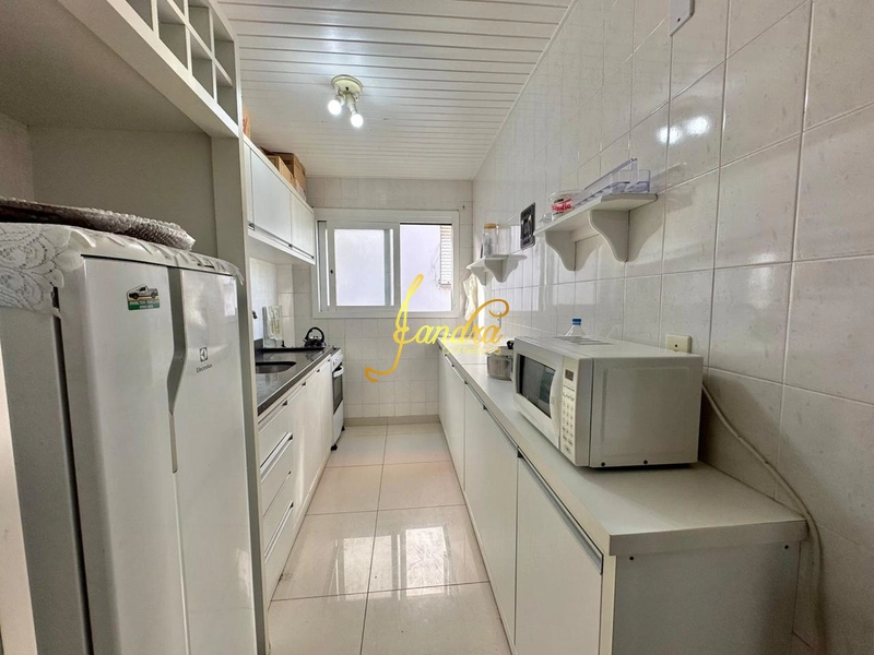 Amplo apartamento reformado de 1 dormitório: 7ª foto da galeria de imagens do imóvel