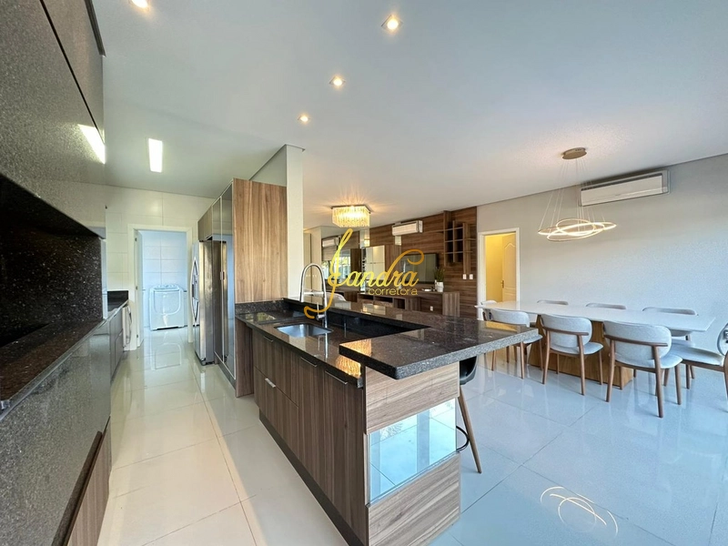 Casa térrea mobiliada e decorada com piscina: 17ª foto da galeria de imagens do imóvel