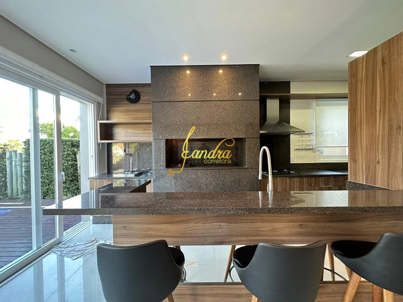 Casa térrea mobiliada e decorada com piscina: 15ª foto da galeria de imagens do imóvel