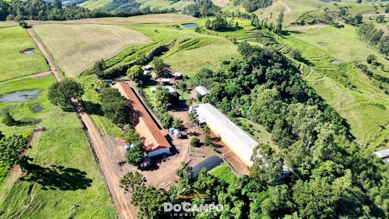 : 2ª foto da galeria de imagens do imóvel