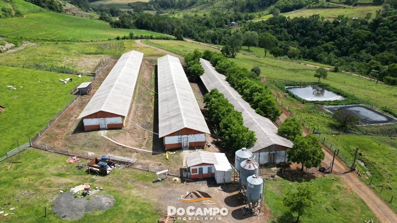 : 2ª foto da galeria de imagens do imóvel