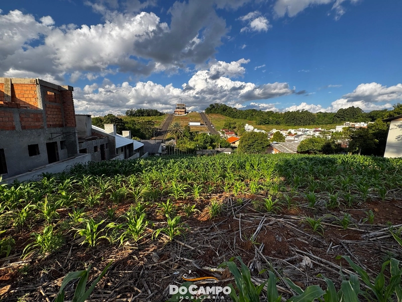 : 2ª foto da galeria de imagens do imóvel