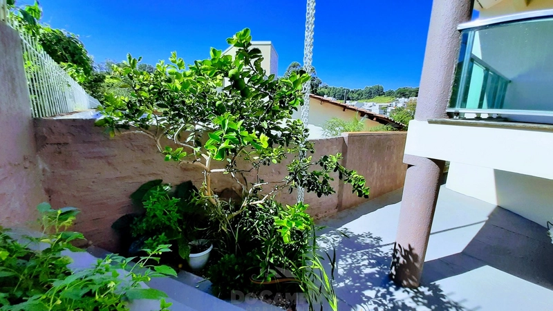 CASA COM PISCINA: 34ª foto da galeria de imagens do imóvel