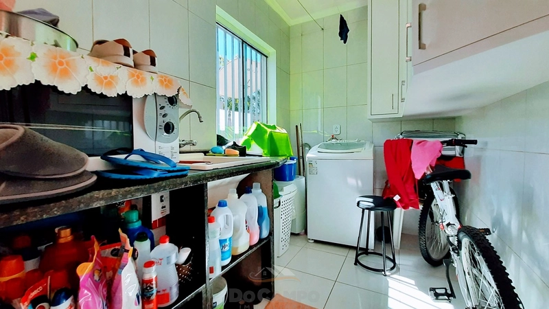 CASA COM PISCINA: 35ª foto da galeria de imagens do imóvel