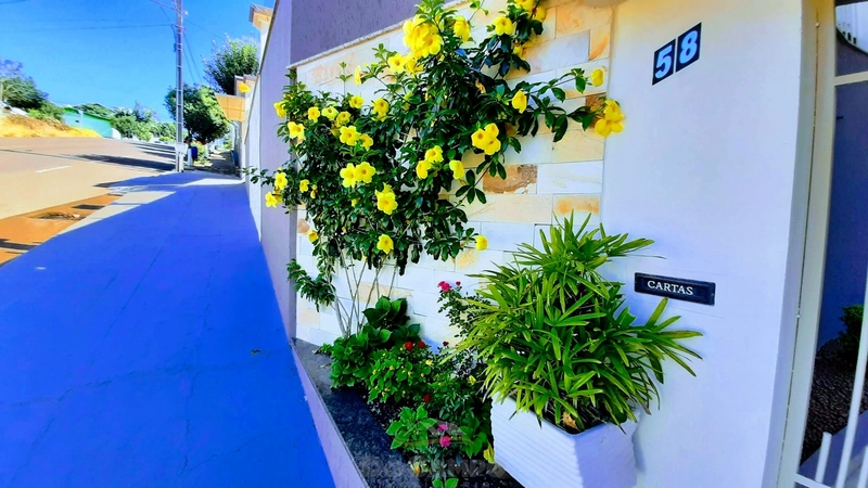 CASA COM PISCINA: 27ª foto da galeria de imagens do imóvel