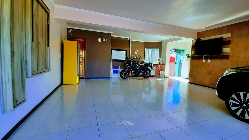 CASA COM PISCINA: 24ª foto da galeria de imagens do imóvel