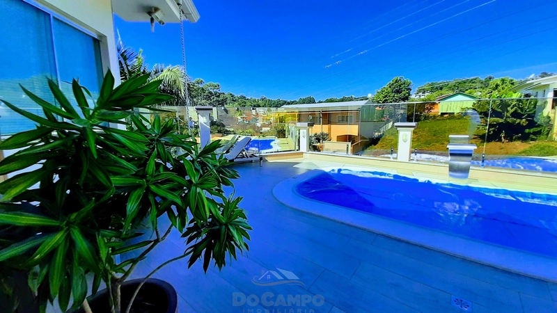 CASA COM PISCINA: 29ª foto da galeria de imagens do imóvel
